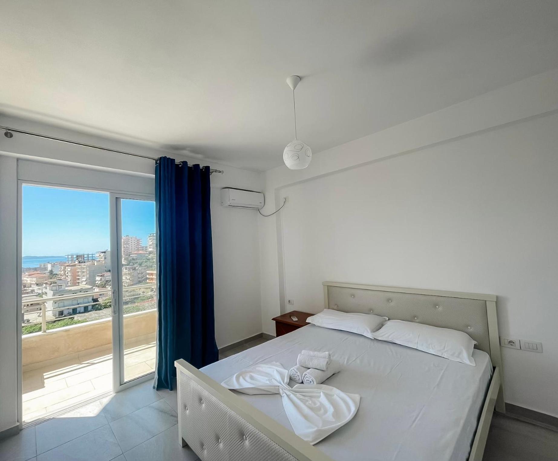 L.T. Noy'S Apartment Sarandë Eksteriør billede